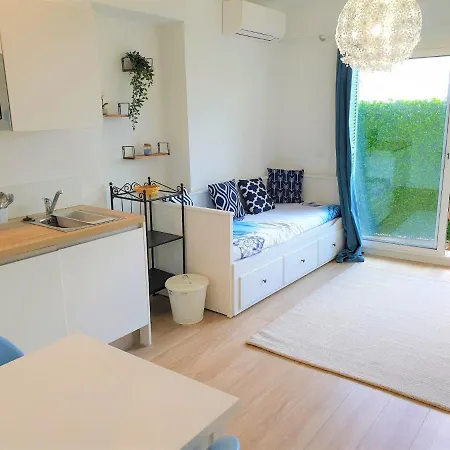 Apartment Promenade Proche 01