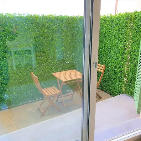 Apartment Promenade Proche 01